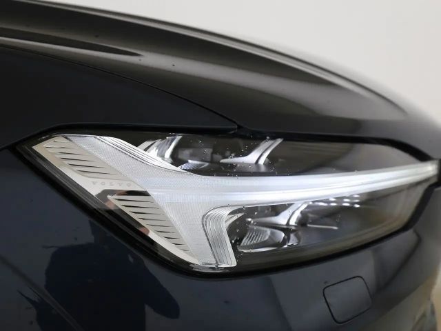 Volvo XC60 AWD Dark Plus