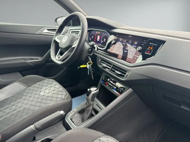 Volkswagen Polo 1.0 TSI DSG R-Line