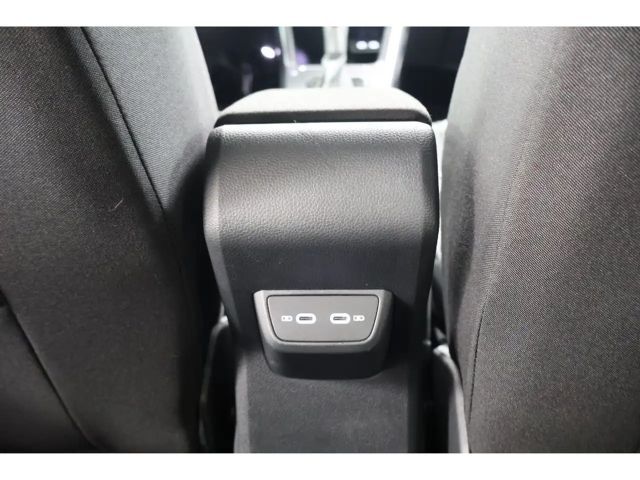 Volkswagen Taigo 1.0 TSI DSG Style