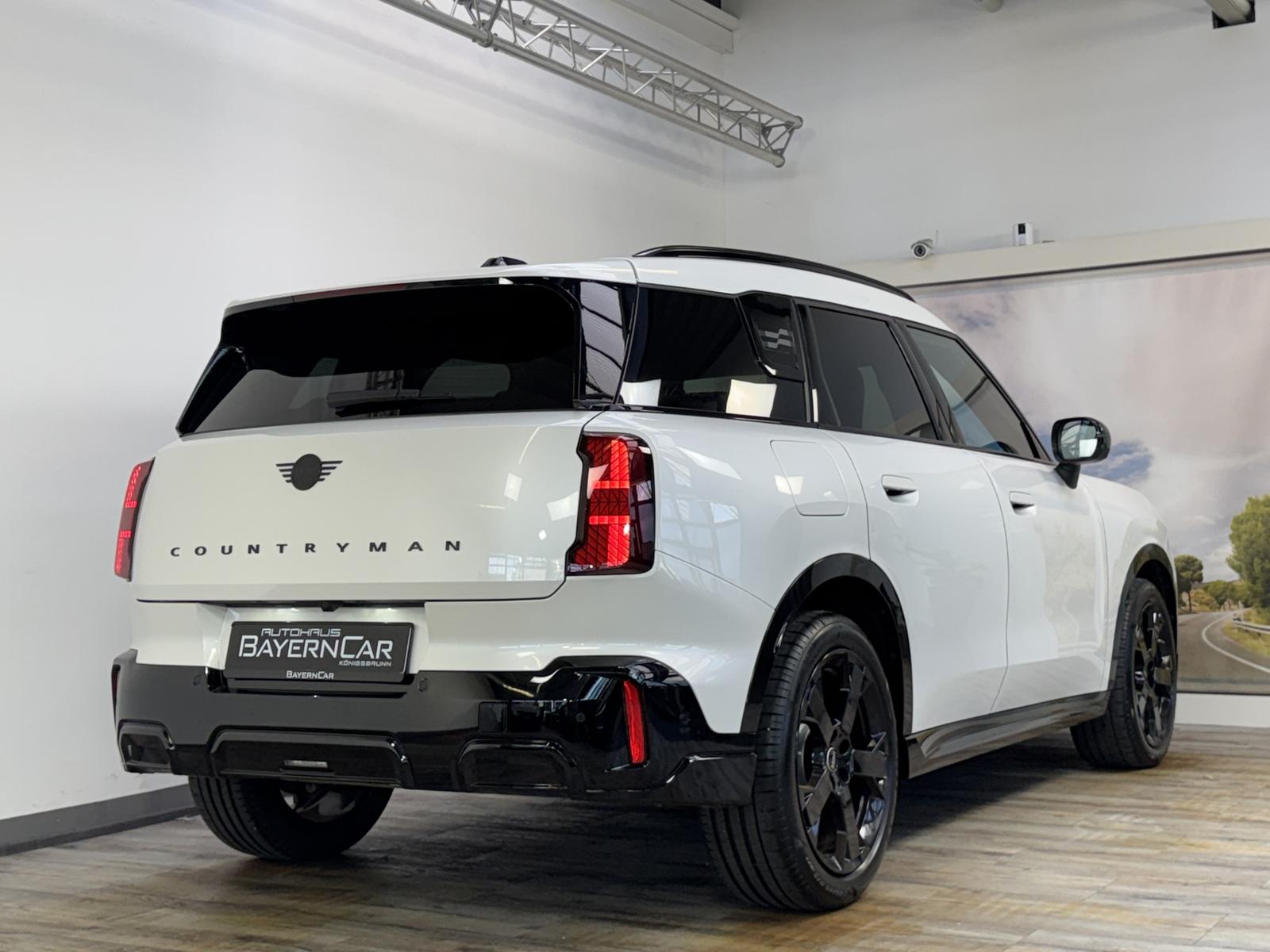 MINI Cooper C Countryman John Cooper Works