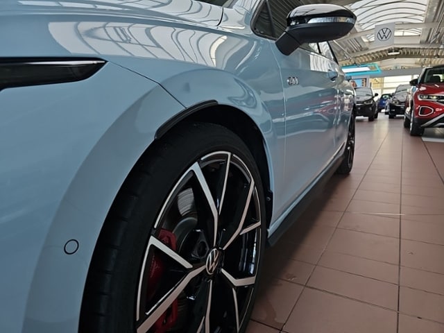 Volkswagen Golf 2.0 TSI DSG IQ.Drive