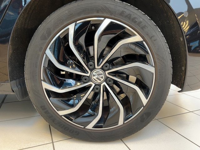 Volkswagen Golf 1.5 eTSI Golf VIII Style