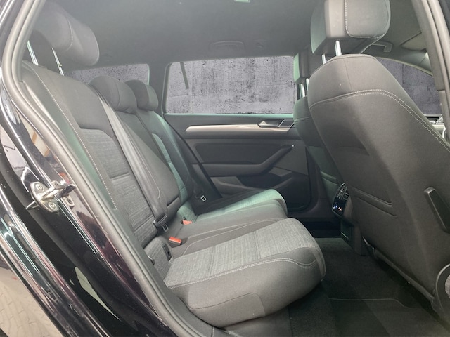 Volkswagen Passat 2.0 TDI Business DSG Variant