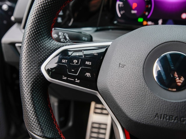 Volkswagen Golf 2.0 TSI DSG GTI