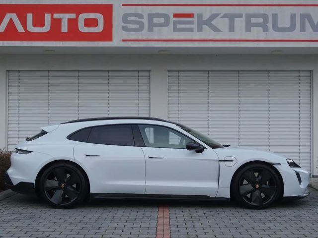 Porsche Taycan Sport Turismo Turbo