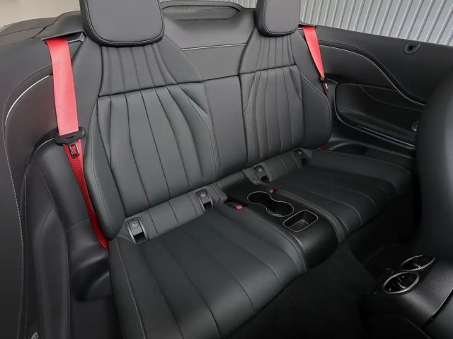 Mercedes-Benz CLE 300 4MATIC AMG Line