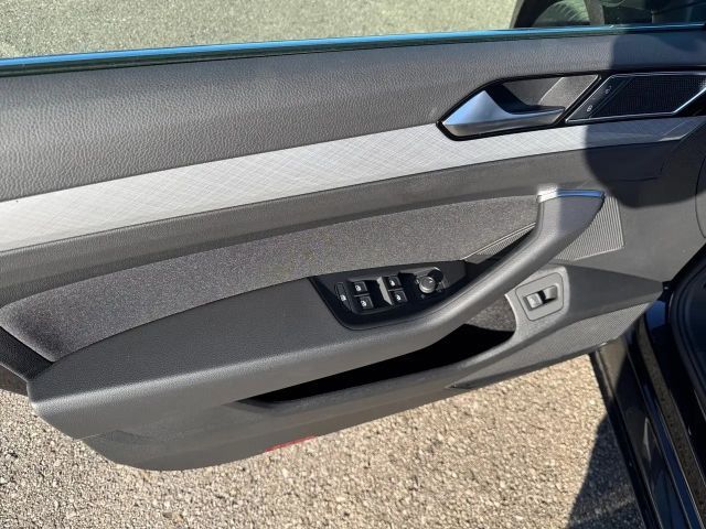 Volkswagen Passat Business Variant