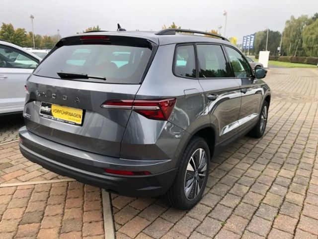 Skoda Karoq 1.5 TSI Tour