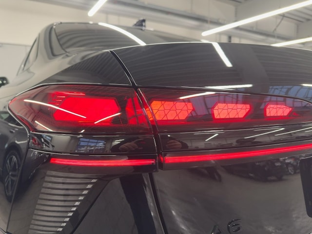 Audi A6 Quattro S-Tronic Sedan