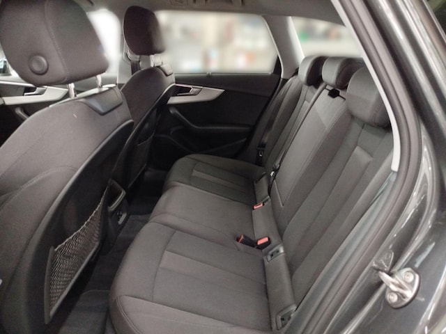 Audi A4 40 TFSI Avant S-Line S-Tronic