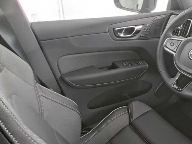 Volvo XC60 AWD Dark Plus Recharge