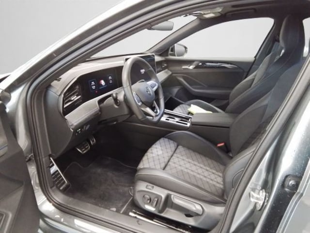 Volkswagen Passat 4Motion DSG R-Line Variant