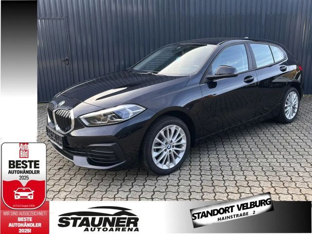 BMW 118 118i 5-deurs Sedan