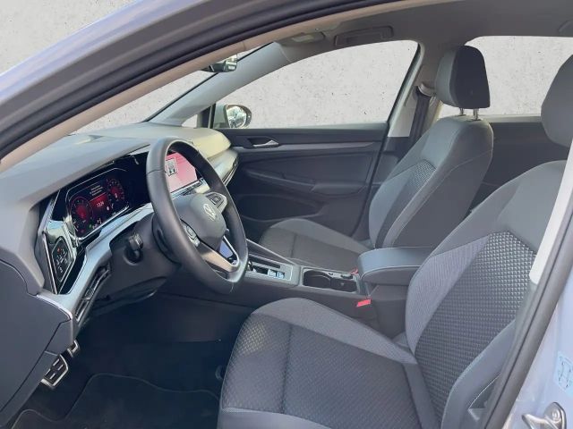 Volkswagen Golf 1.5 eTSI DSG Golf VIII