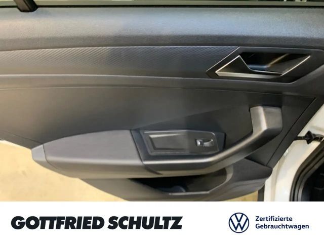Volkswagen T-Roc GOAL TSI NAVI SITZHEIZUNG EINPARKHILFE LED