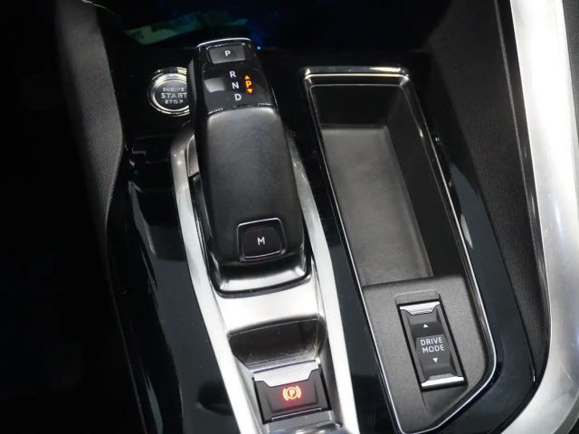 Peugeot 5008 Aut. LED/7Sitze/Navi