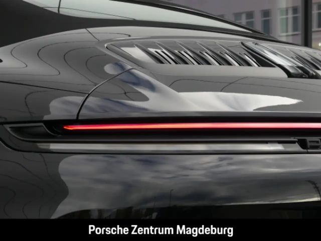 Porsche 992 Cabrio Carrera GTS