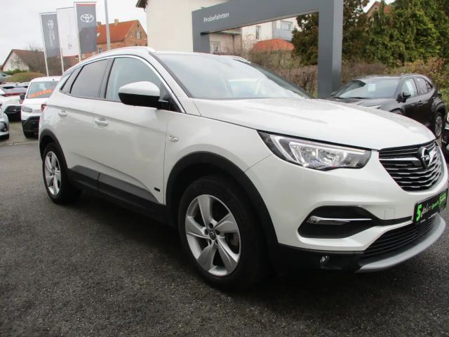 Opel Grandland X 1.6 Turbo Turbo