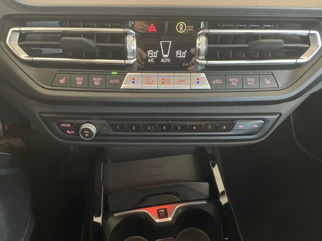 BMW 118 118i Comfort pakket Sedan Sport Line