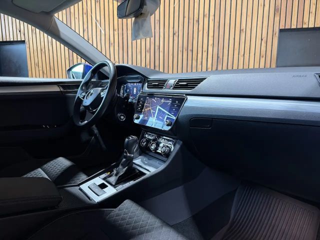 Skoda Superb Combi iV