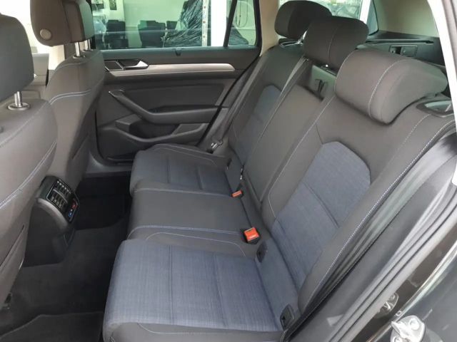 Volkswagen Passat DSG GTE Variant