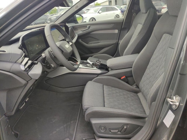 Audi A6 Avant Quattro S-Tronic