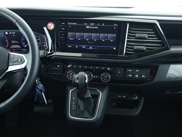 Volkswagen Caravelle Highline T6