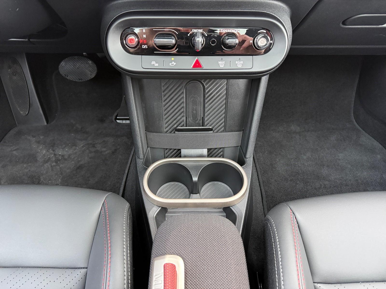 MINI Cooper John Cooper Works