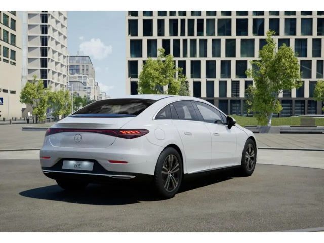 Mercedes-Benz EQE 300 Sedan