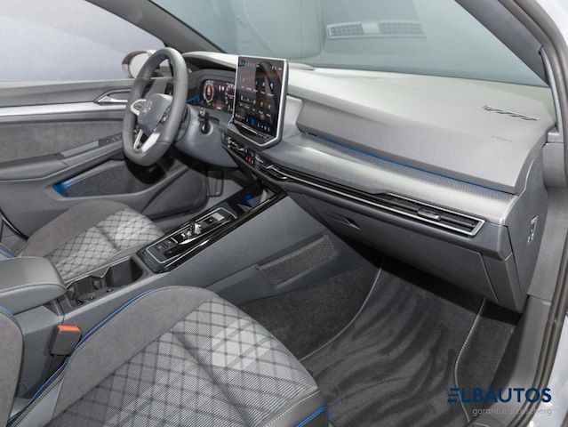 Volkswagen Golf Golf 1,5     R-L  BT110eTSID7F