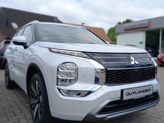 Mitsubishi Outlander 4WD PHEV