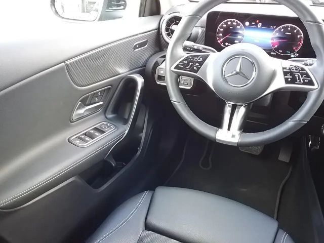 Mercedes-Benz A 180 Progressive