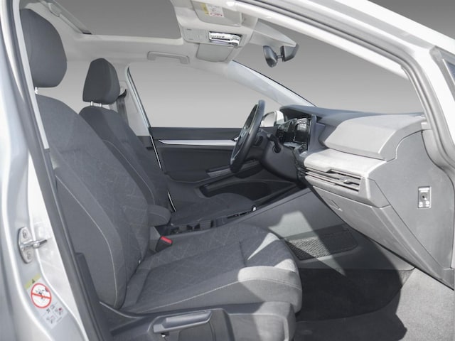 Volkswagen Golf 1.5 eTSI DSG Golf VIII Life