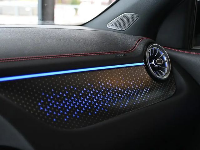 Mercedes-Benz EQA 300 4MATIC