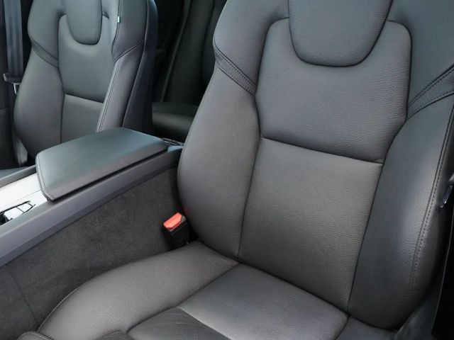 Volvo XC60 AWD Dark Ultimate