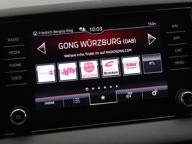 Skoda Karoq 1.5 TSI Ambition Clever