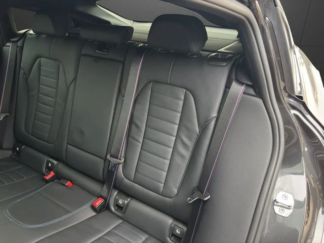 BMW X4 40i Head-Up Lenkradheizung