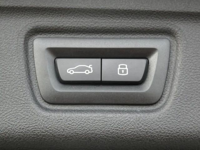 BMW 330 330e M-Sport Touring