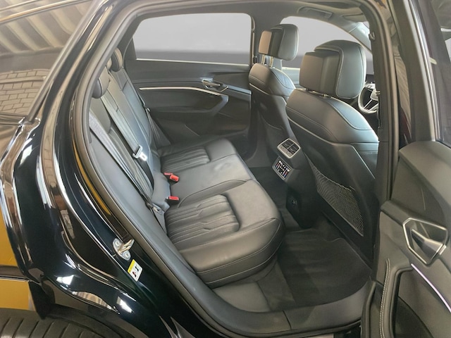 Audi e-tron Quattro Sportback