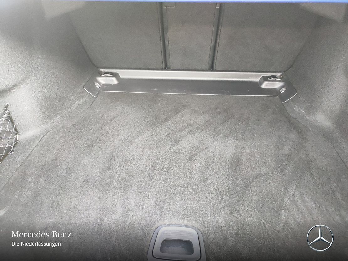 Mercedes-Benz C 180 AVANTGARDE Sedan