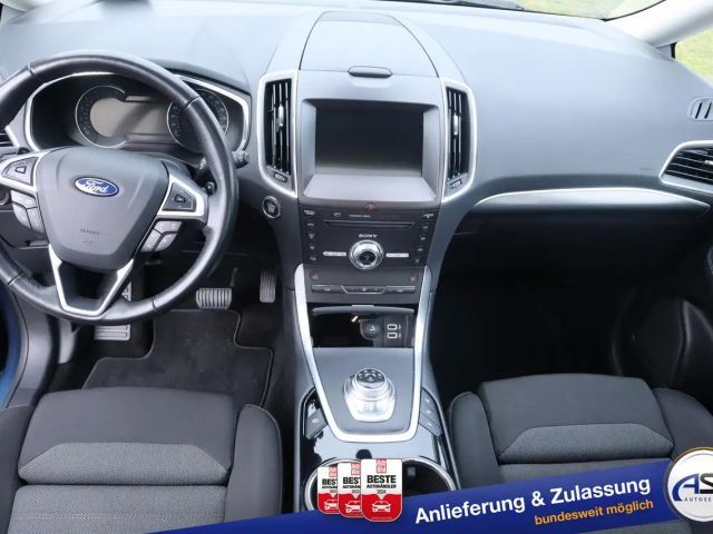 Ford Galaxy Titanium