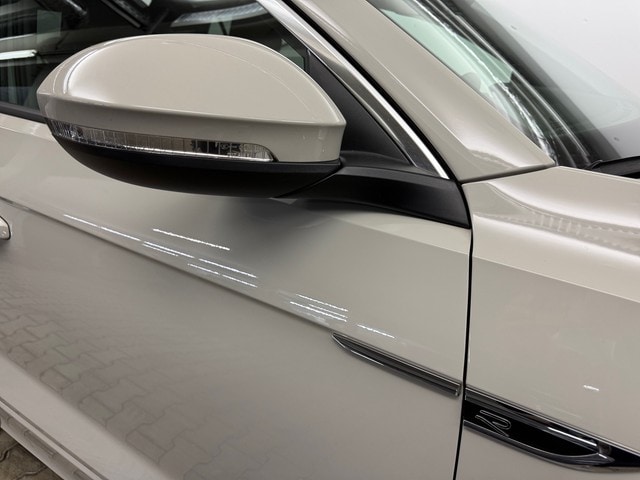 Volkswagen T-Roc DSG IQ.Drive R-Line