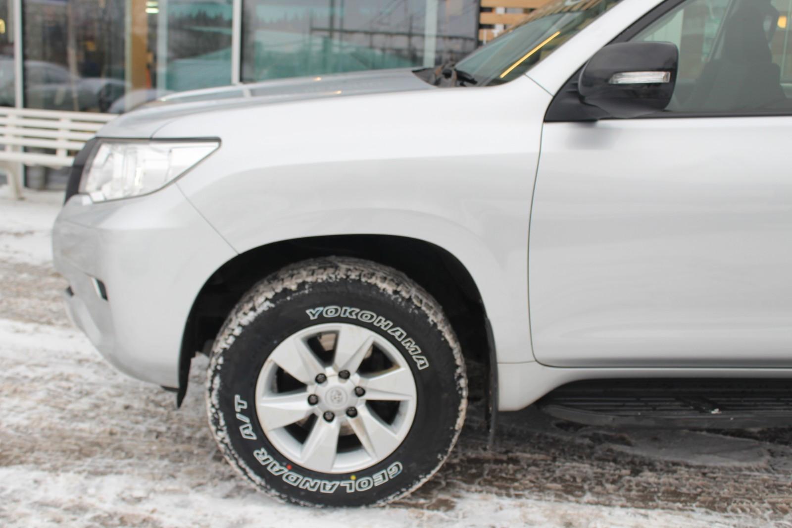 Toyota Land Cruiser Basis Vierwielaandrijving