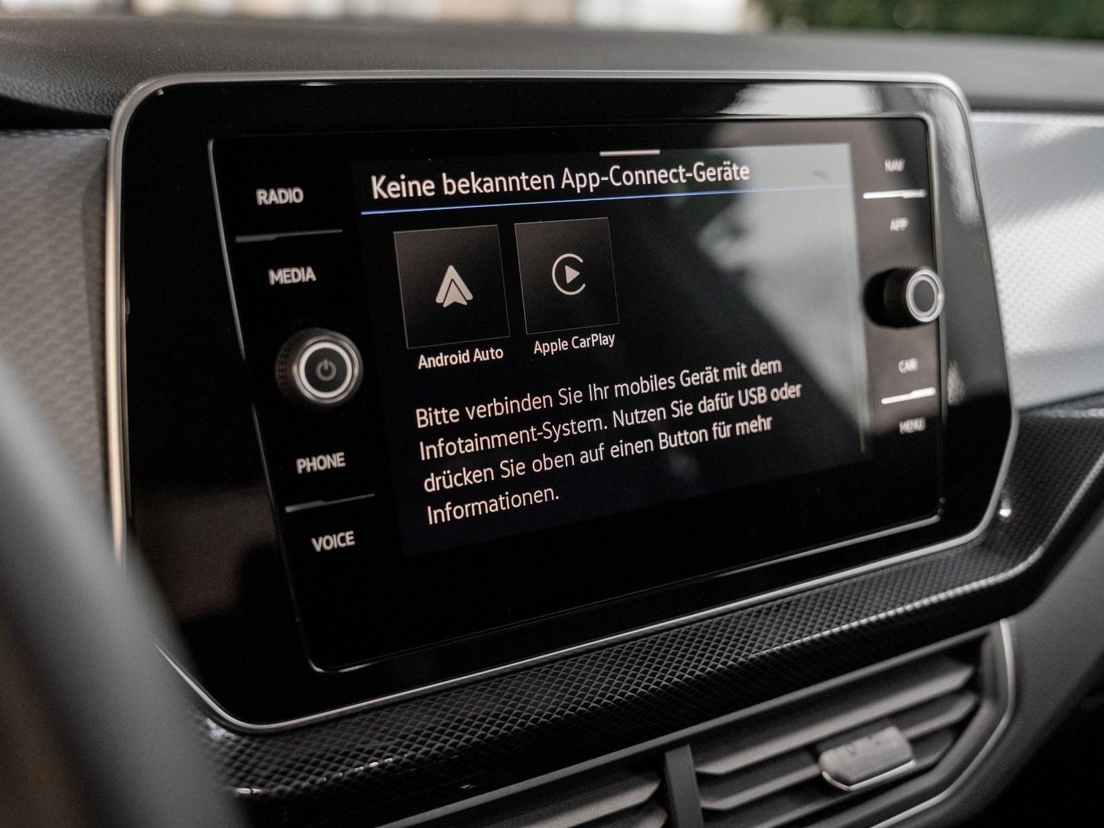 Volkswagen T-Cross GOAL 1.0 l TSI Virtual ACC DynLicht LED