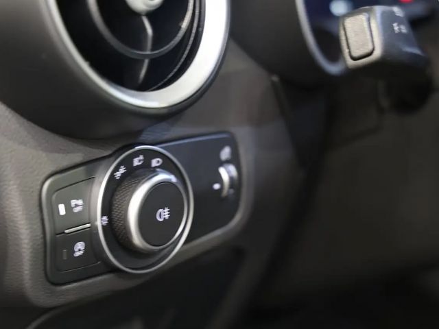 Alfa Romeo Stelvio AT8 Q4 Veloce