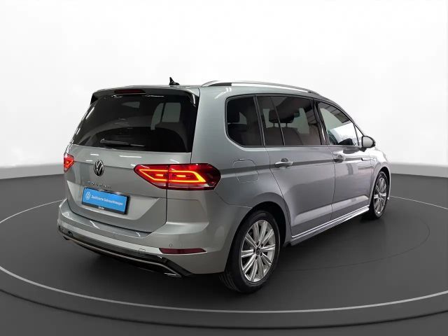 Volkswagen Touran 1.5 TSI R-Line