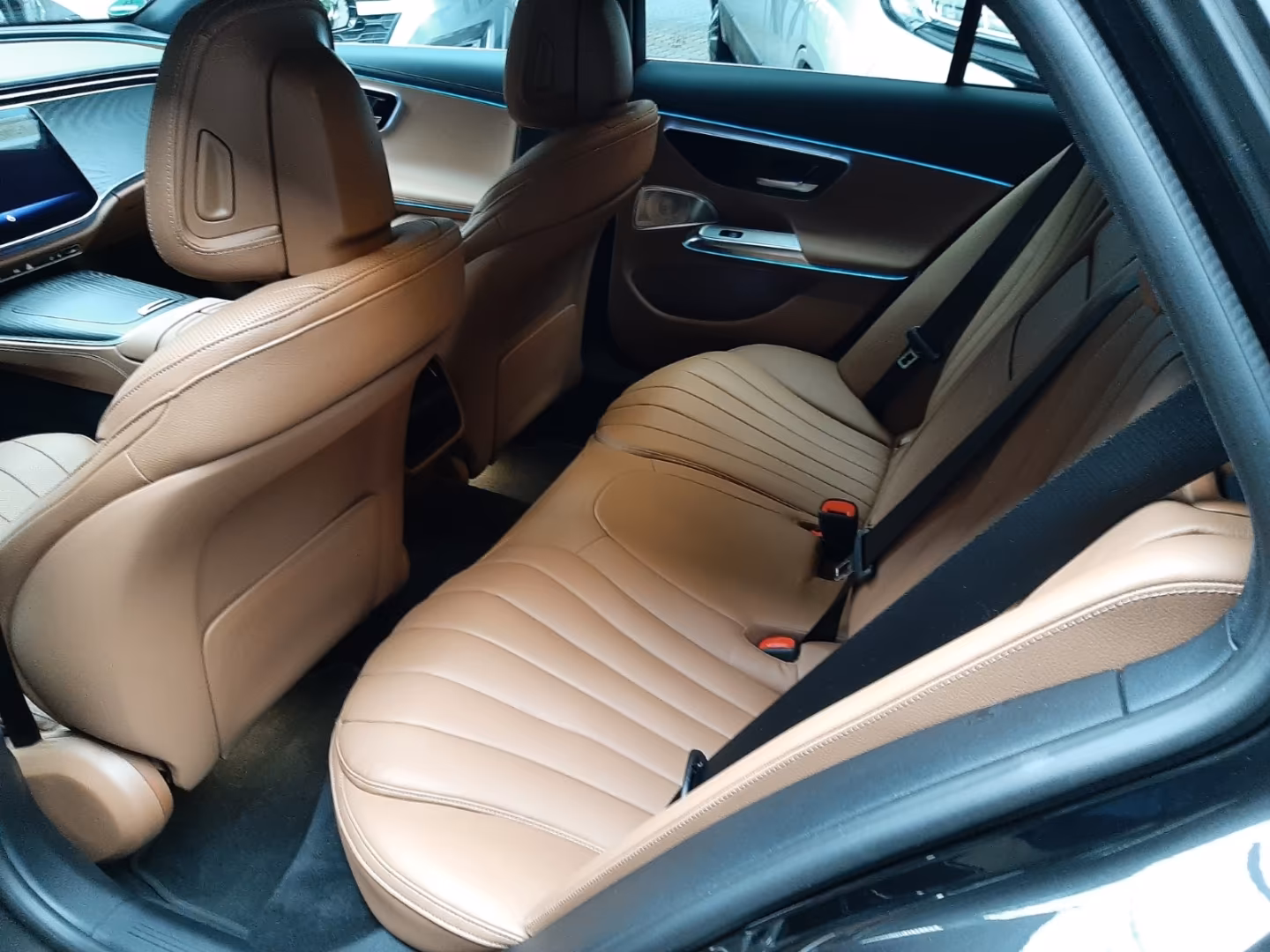 Mercedes-Benz E 220 AVANTGARDE E 220 d Estate