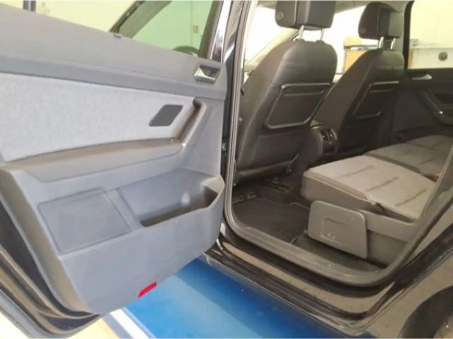 Volkswagen Touran 1.5 TSI DSG Move