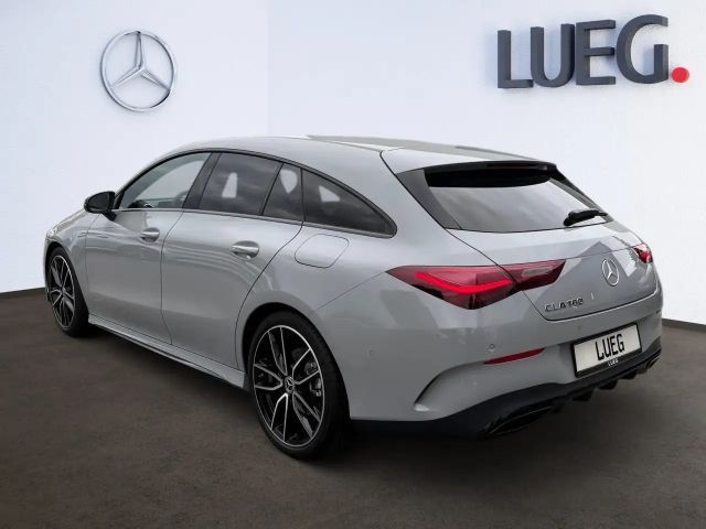 Mercedes-Benz CLA 180 AMG Line Shooting Brake