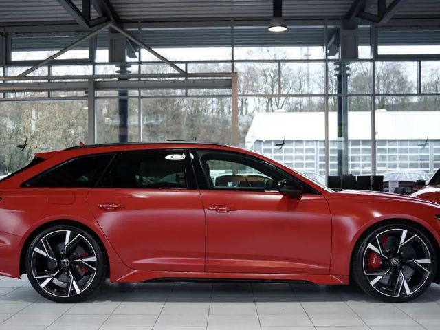 Audi RS6 Avant Quattro